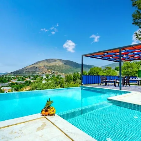 Hotel Nazlisu 4*